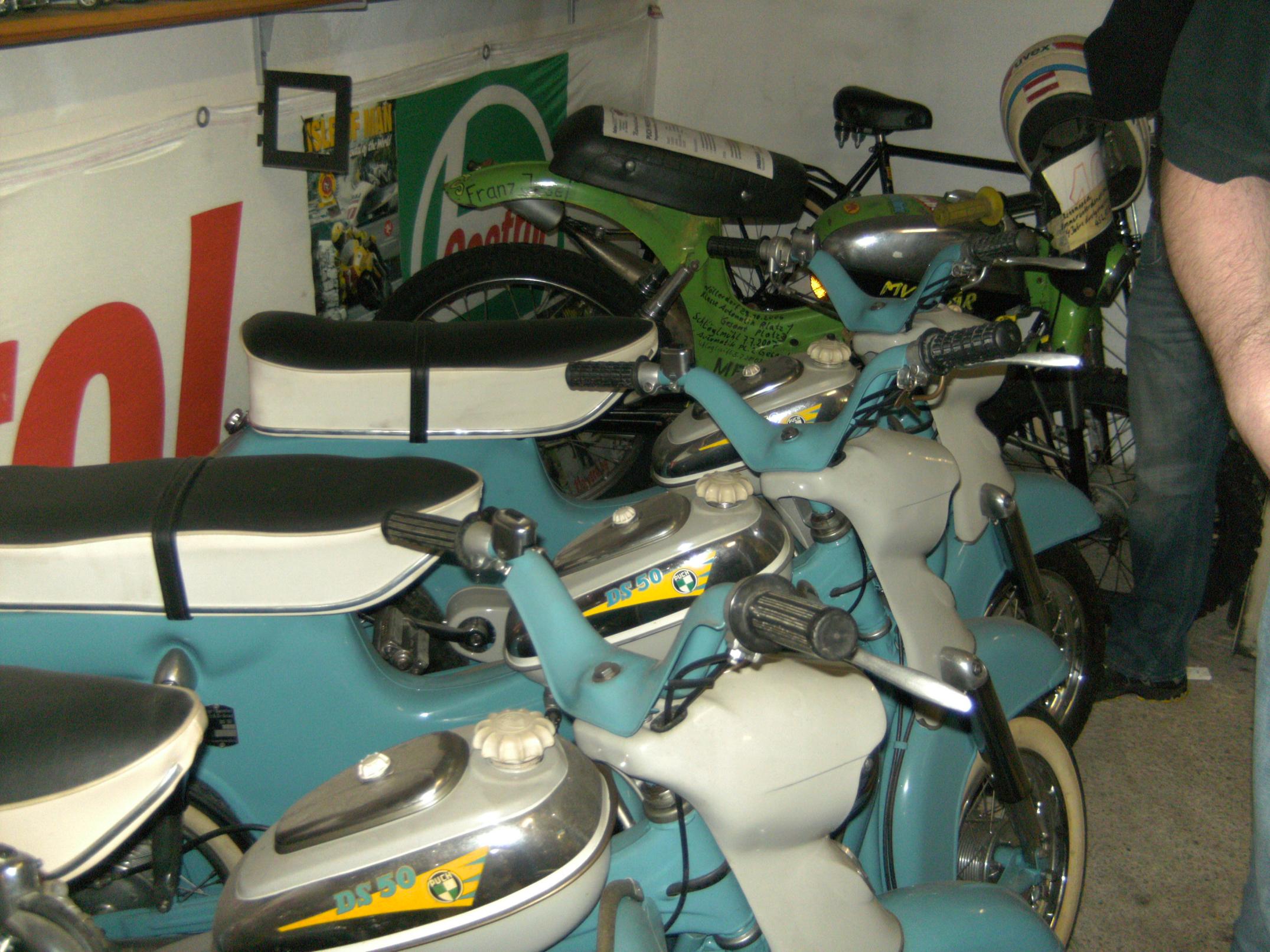 Puch2.jpg
